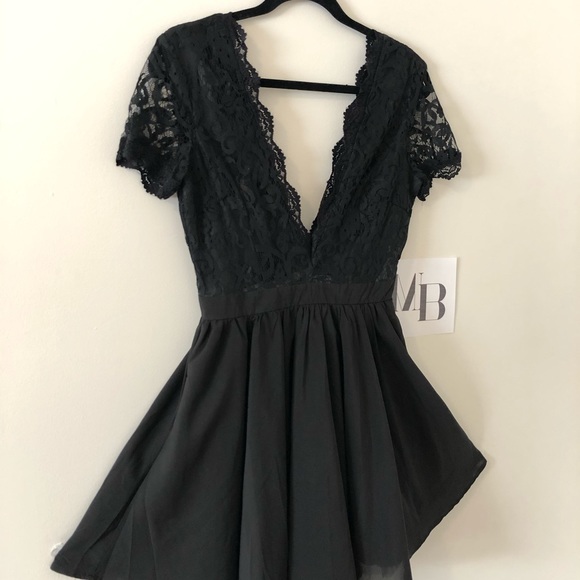 MISSGUIDED Lace Dress - Picture 7 of 8